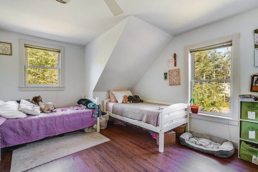 3 Elm Hill Rd, Peterborough, NH for sale - Interior Photo - Image 3 of 30