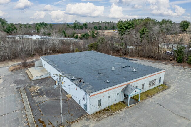 Plus de détails pour 136-140 New Athol Rd, Orange, MA - Industriel à louer