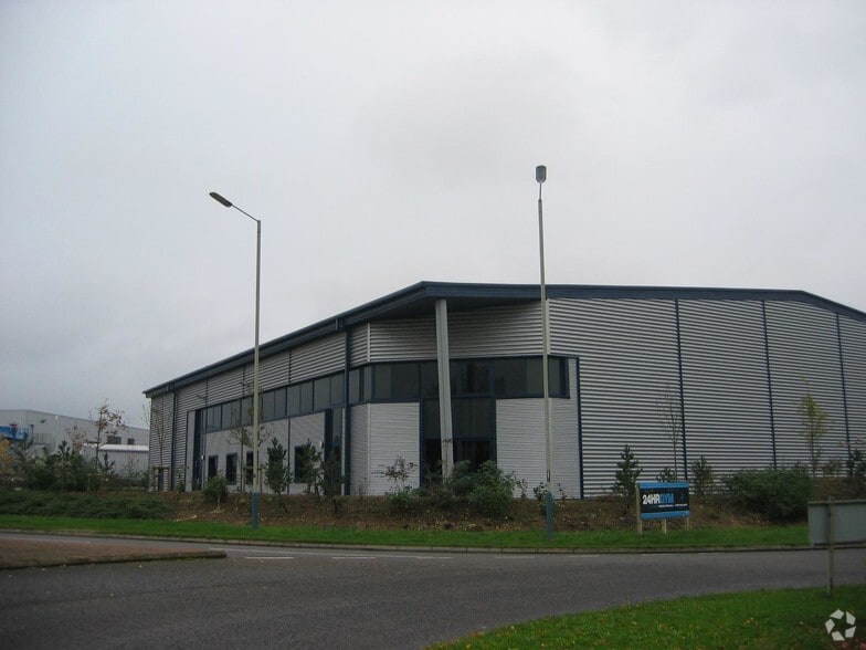 Langley Rd, Swindon for lease - Building Photo - Image 3 of 6