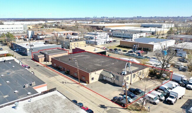 More details for 339 13th St, Carlstadt, NJ - Industrial for Lease