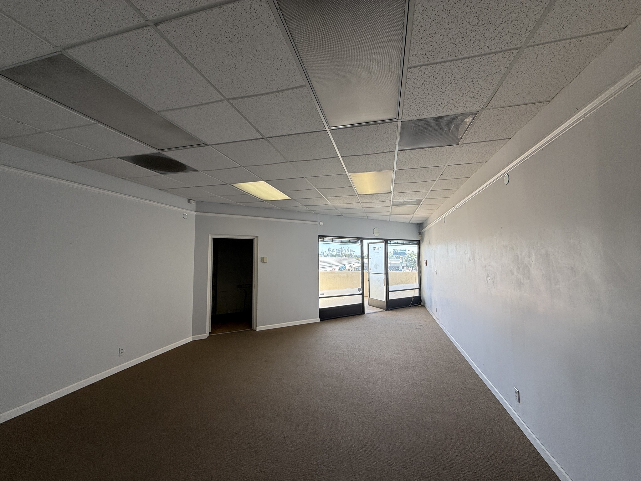 11660-11690 Gateway Blvd, Los Angeles, CA for lease Interior Photo- Image 1 of 1