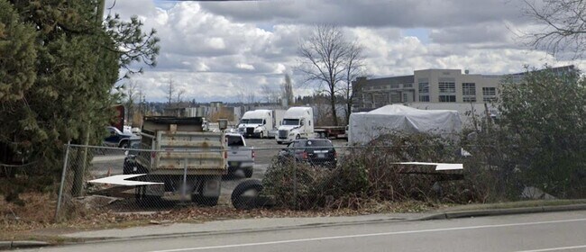 Plus de détails pour 6728 152 St, Surrey, BC - Terrain à louer