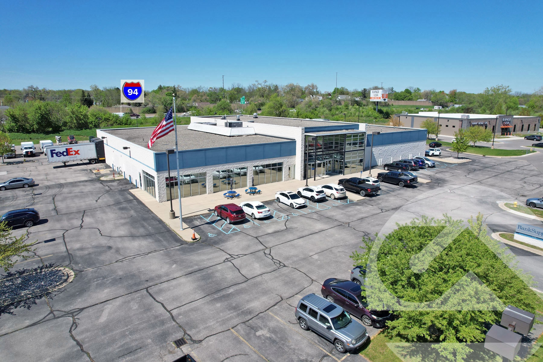 770 James L Hart Pky, Ypsilanti, MI for sale Primary Photo- Image 1 of 2