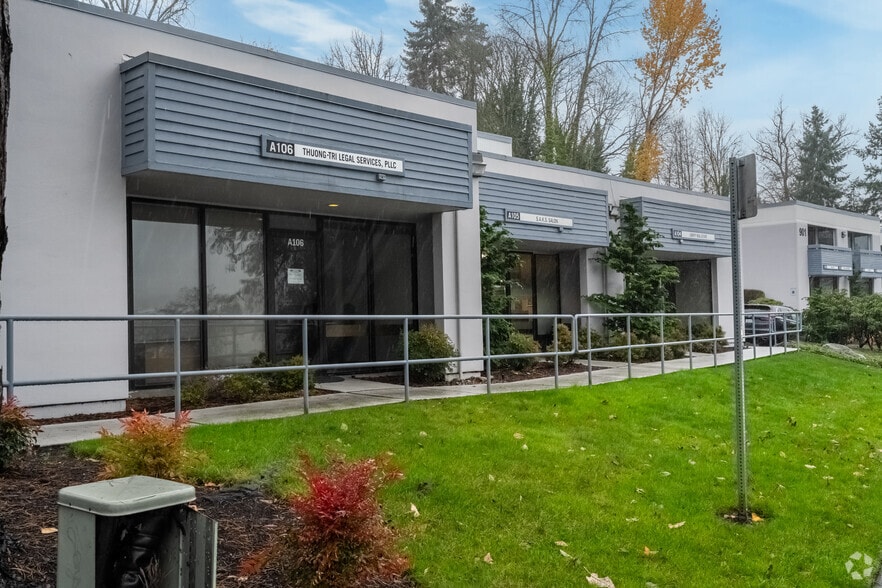 901 Rainier Ave N, Renton, WA for lease - Primary Photo - Image 2 of 3