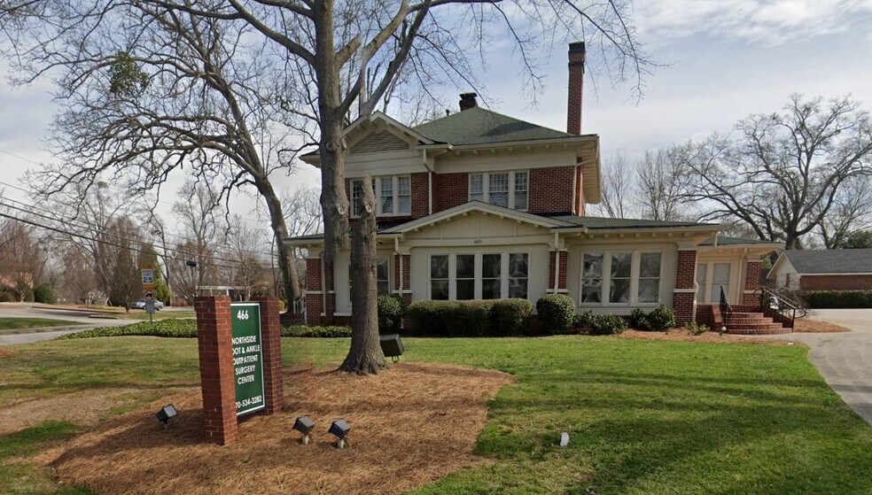 466 Green St NE, Gainesville, GA à louer - Photo principale - Image 1 de 2