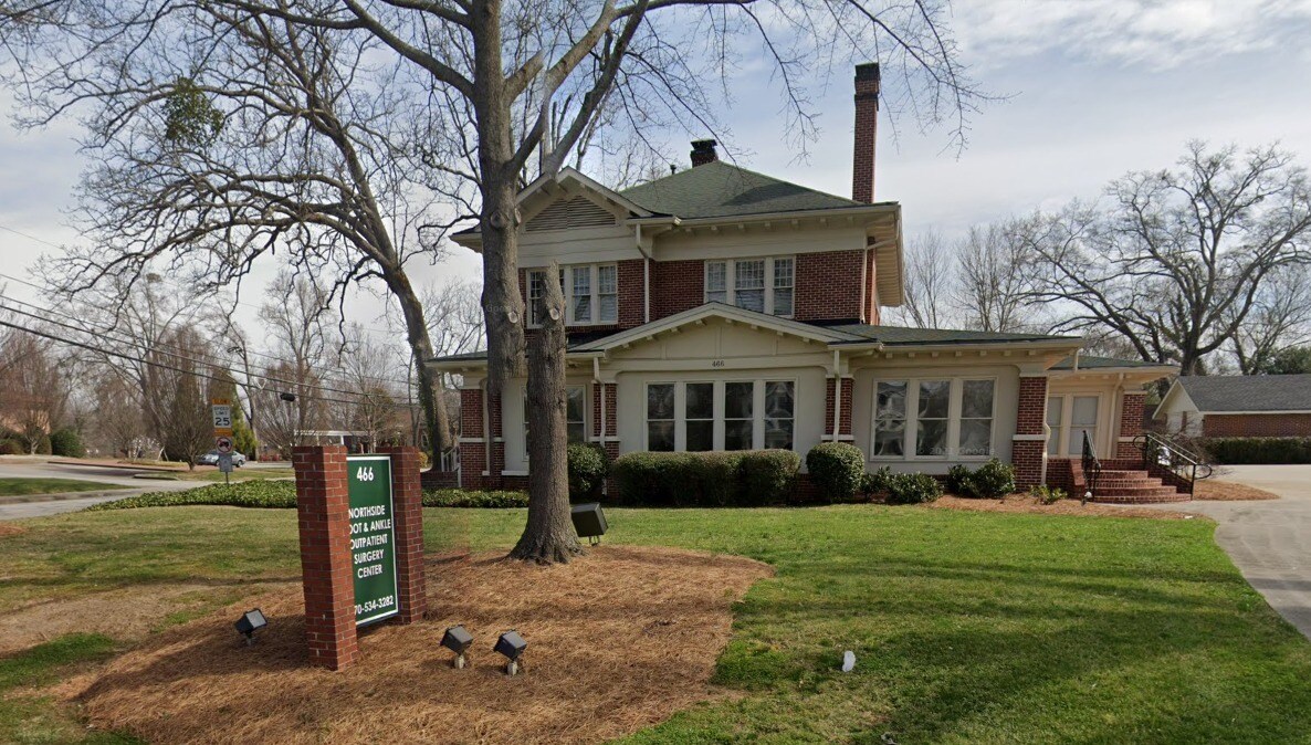 466 Green St NE, Gainesville, GA à louer Photo principale- Image 1 de 3