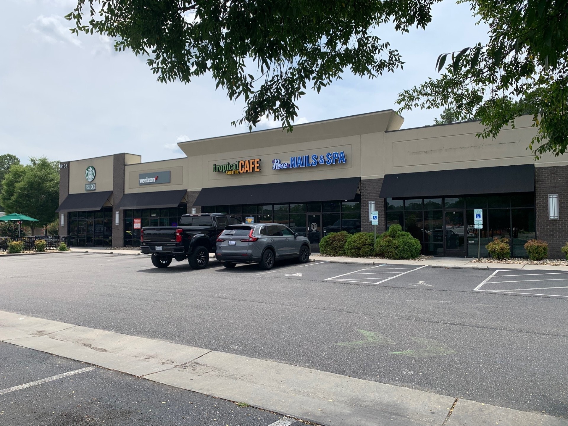 8135 George Washington Memorial Hwy, Yorktown, VA for lease Interior Photo- Image 1 of 15