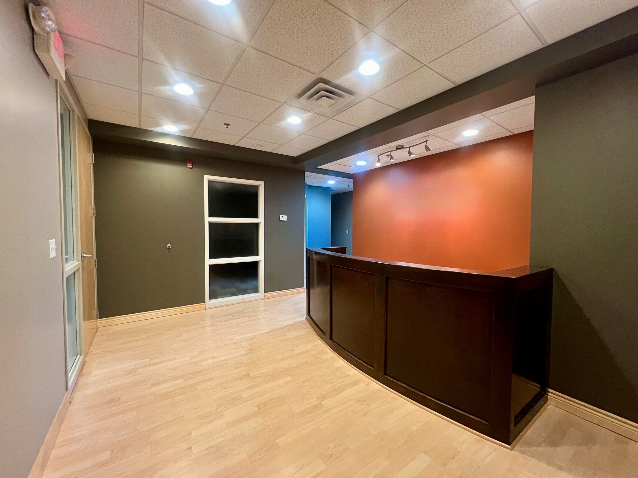 124 Walnut St E, Mankato, MN à louer Photo intérieure- Image 1 de 12