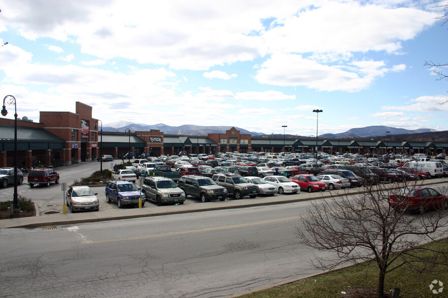 1-29 Rutland Shopping Plz, Rutland, VT à vendre - Photo principale - Image 1 de 1