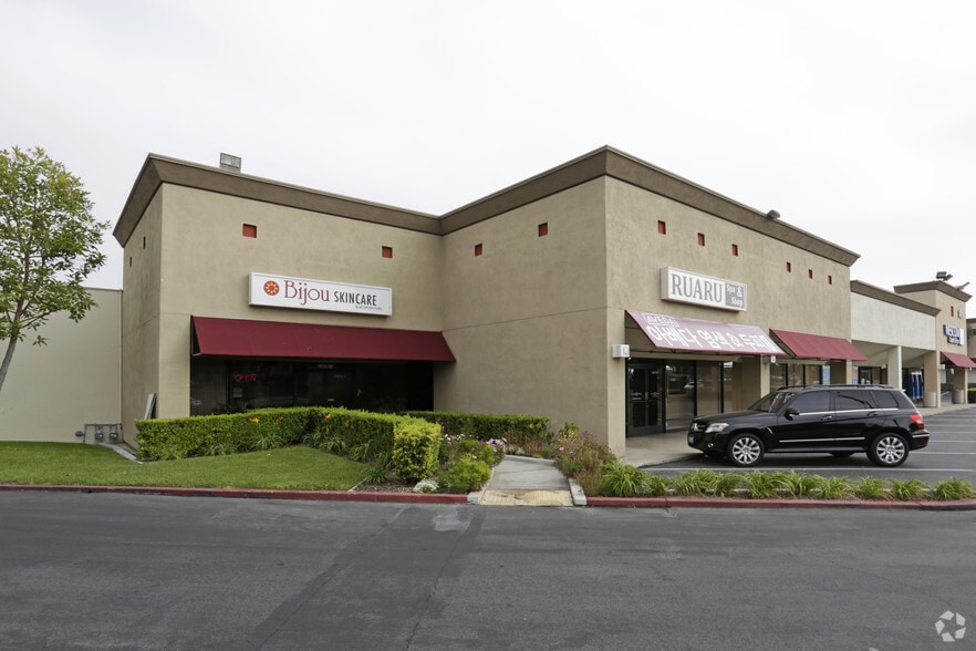 1251-1401 S Beach Blvd, La Habra, CA for lease - Building Photo - Image 2 of 4