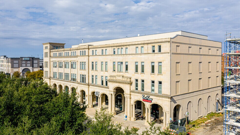 6136 Frisco Square Blvd, Frisco, TX à louer - Photo du bâtiment - Image 2 de 5