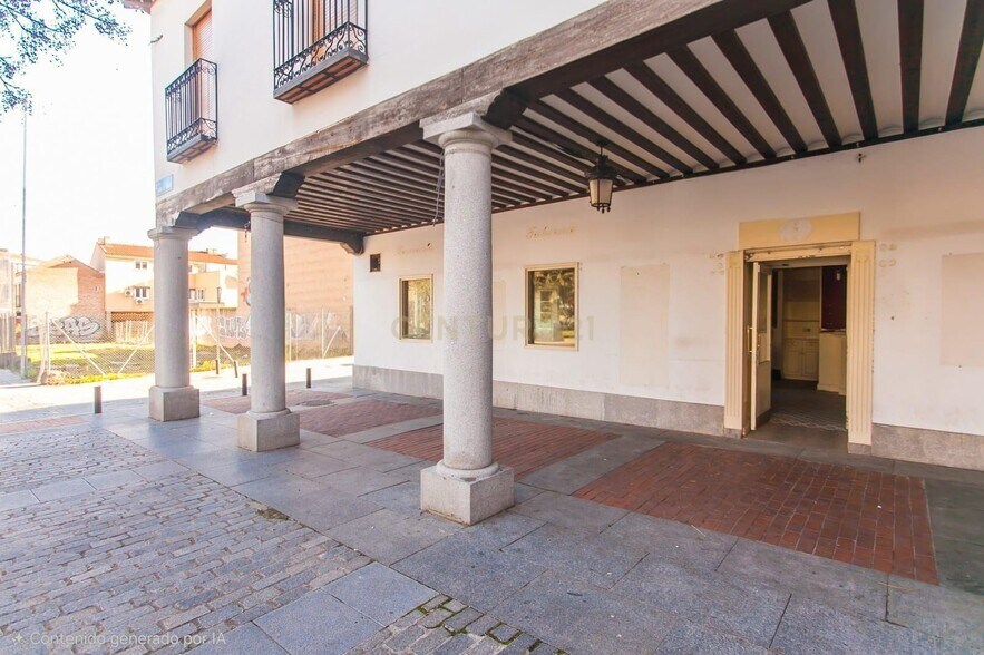 Commerce de détail dans Madrid, Madrid à louer - Photo du bâtiment - Image 3 de 4