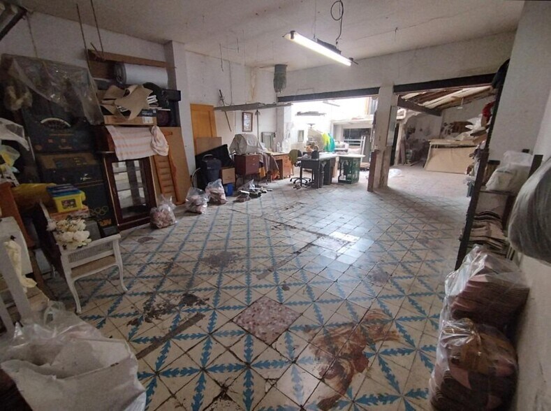 Retail in Elche, Alicante for sale - Interior Photo - Image 2 of 4