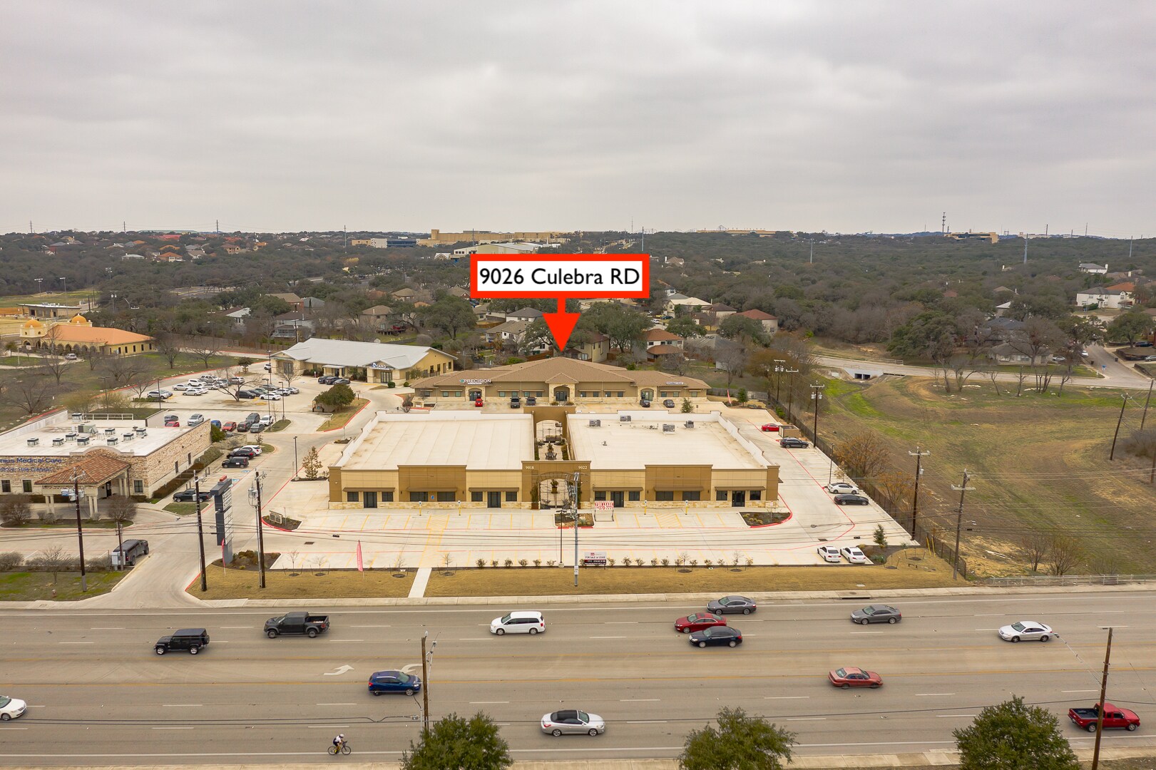 9026 Culebra Rd, San Antonio, TX à vendre Photo du bâtiment- Image 1 de 27