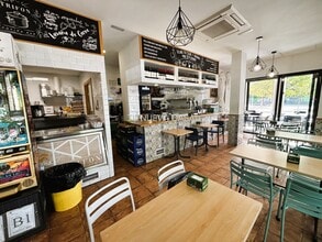 Retail in Madrid, Madrid for lease Interior Photo- Image 2 of 9