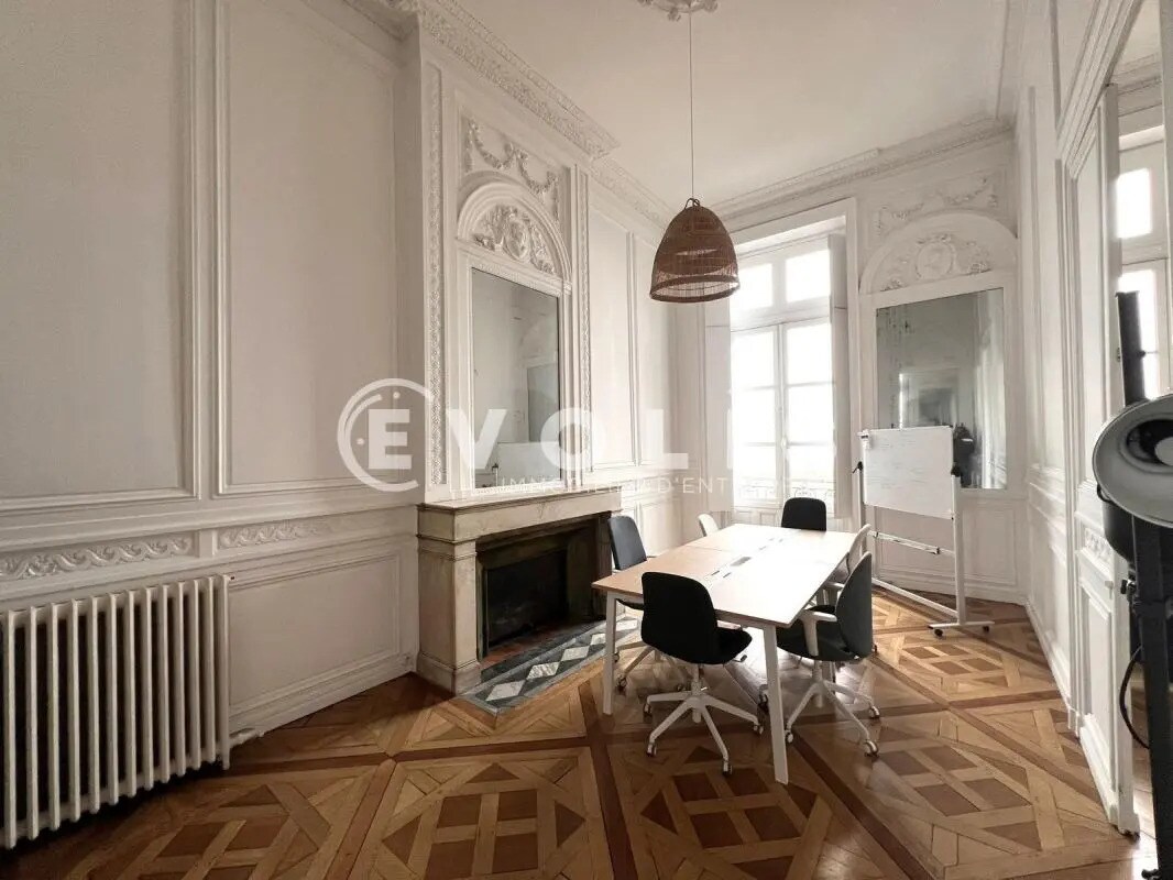 Bureau dans Bordeaux à louer Photo intérieure- Image 1 de 6