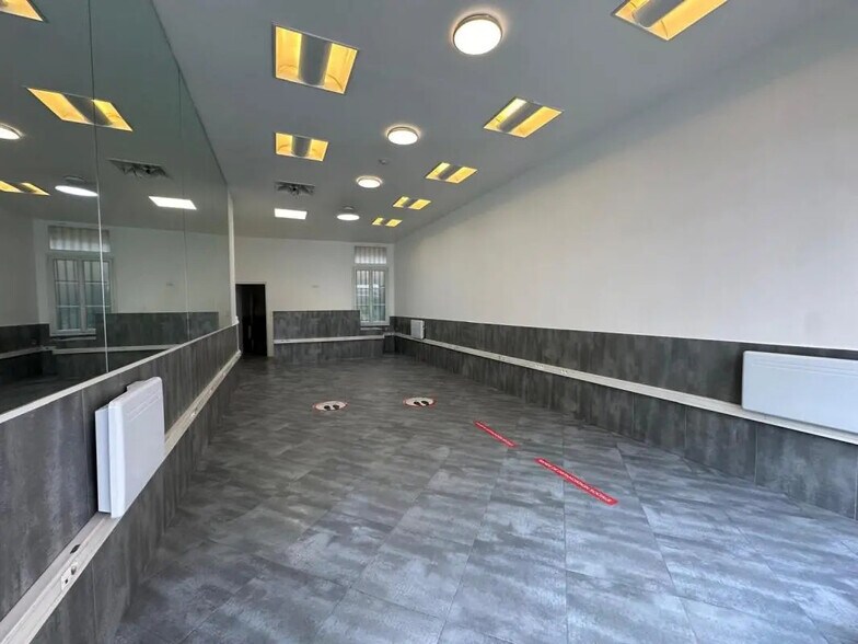 40 Rue Saint-Jacques, Paris à louer - Photo du bâtiment - Image 2 de 15