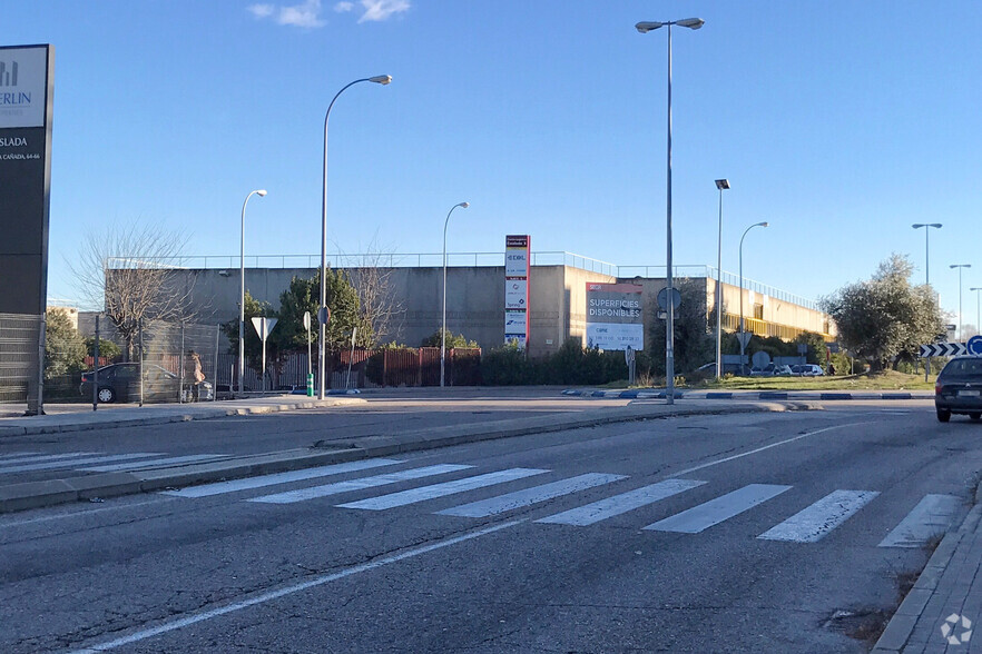 Industrial in Coslada, Madrid for lease - Primary Photo - Image 1 of 2