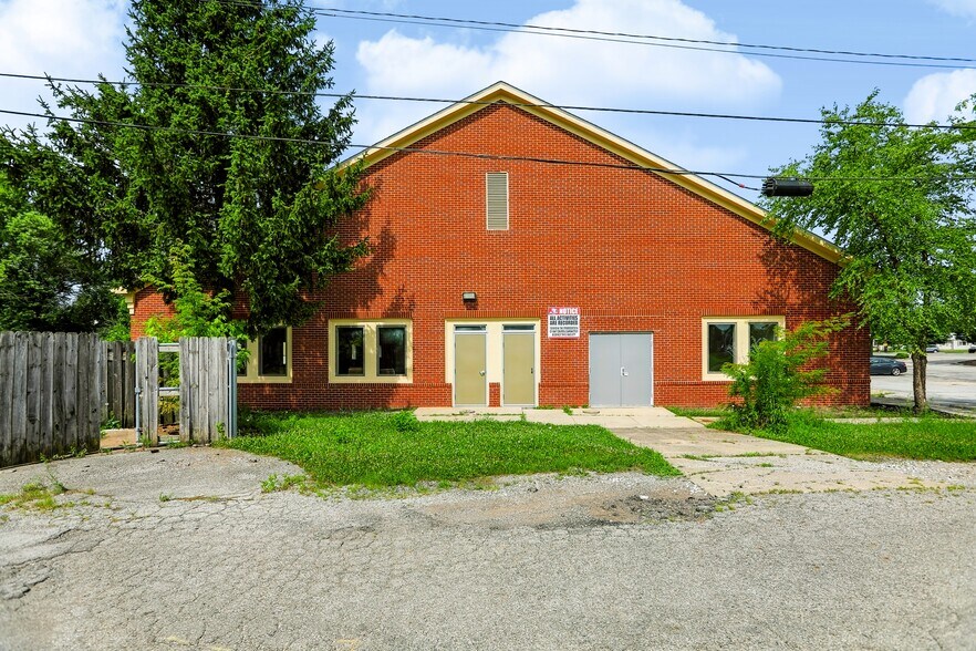 6635 E 21st St, Indianapolis, IN for sale - Building Photo - Image 2 of 25