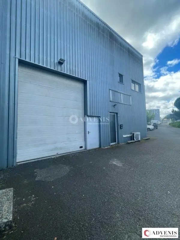Flex in Villenave-d'Ornon for lease Building Photo- Image 1 of 8