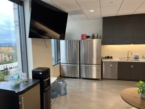 600 Anton Blvd, Costa Mesa, CA à louer Photo du bâtiment- Image 2 de 11