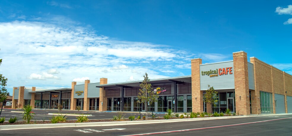 2101 N Cage Blvd, Pharr, TX à louer - Photo du bâtiment - Image 3 de 7