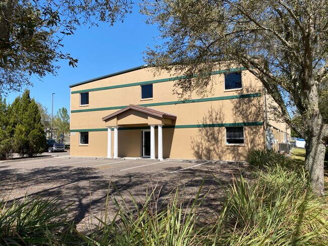 Plus de détails pour 13513 Prestige Pl, Tampa, FL - Bureau, Local d'activités à louer