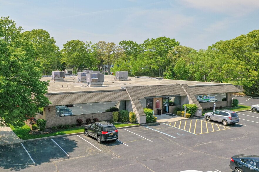 3235 Route 112, Medford, NY à louer - Photo du bâtiment - Image 3 de 14
