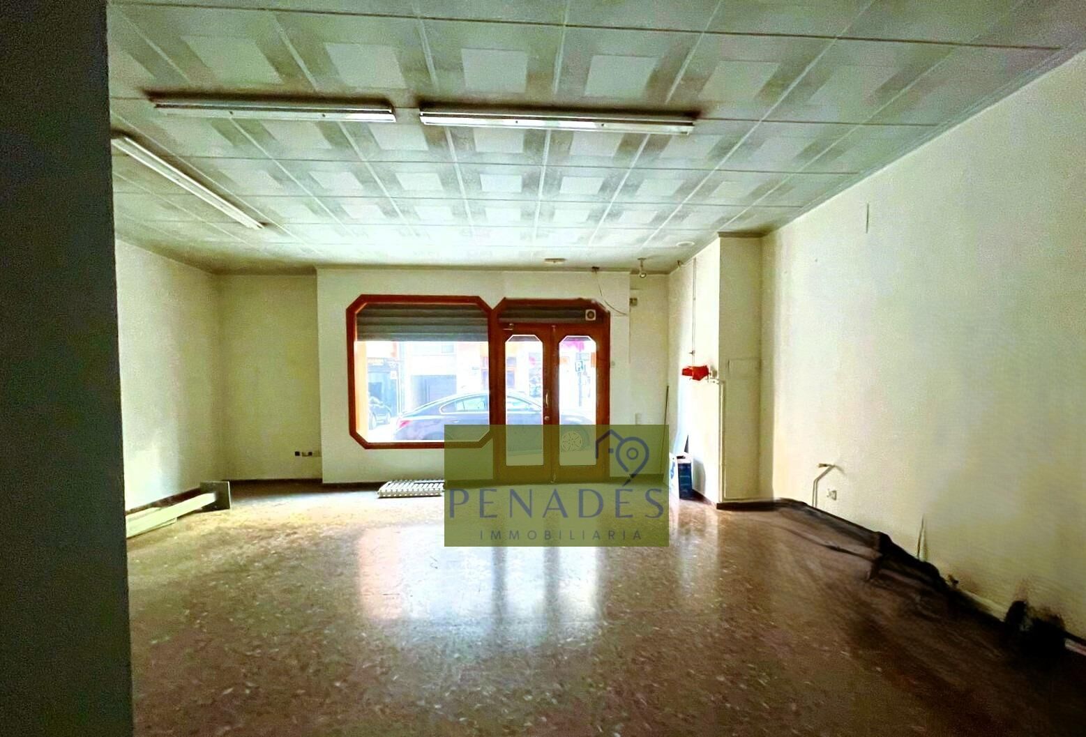 Retail in Ontinyent for lease Building Photo- Image 1 of 26