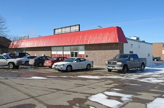 More details for 916 Litchfield Ave SW, Willmar, MN - Retail for Sale