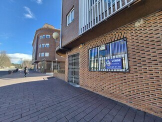 Plus de détails pour Multi-résidentiel à vendre