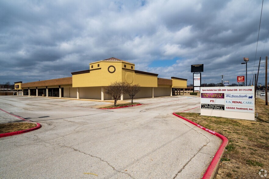 1704 S Cherry Ln, Fort Worth, TX à louer - Photo du bâtiment - Image 1 de 4