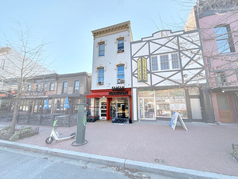 325 Pennsylvania Ave SE, Washington, DC for sale - Primary Photo - Image 1 of 2