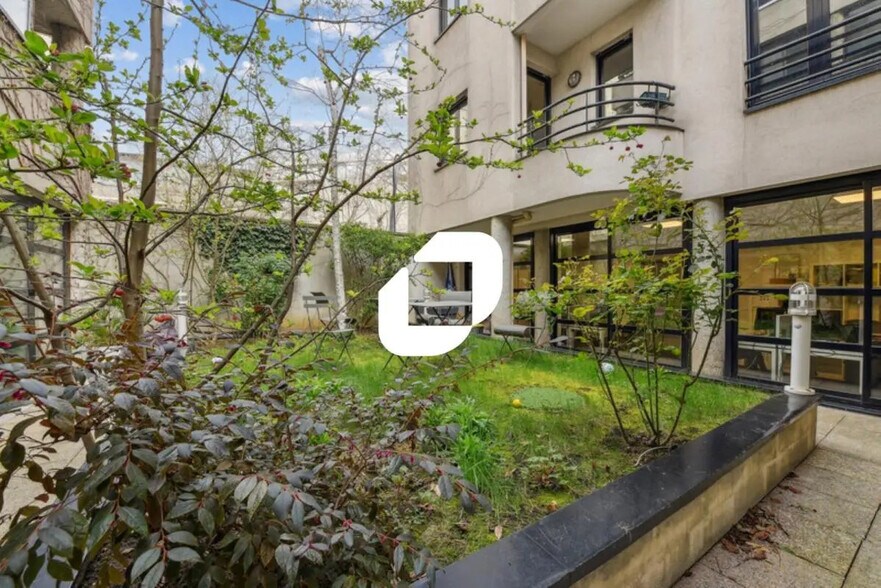 Bureau dans Boulogne-Billancourt à vendre - Photo du bâtiment - Image 3 de 12