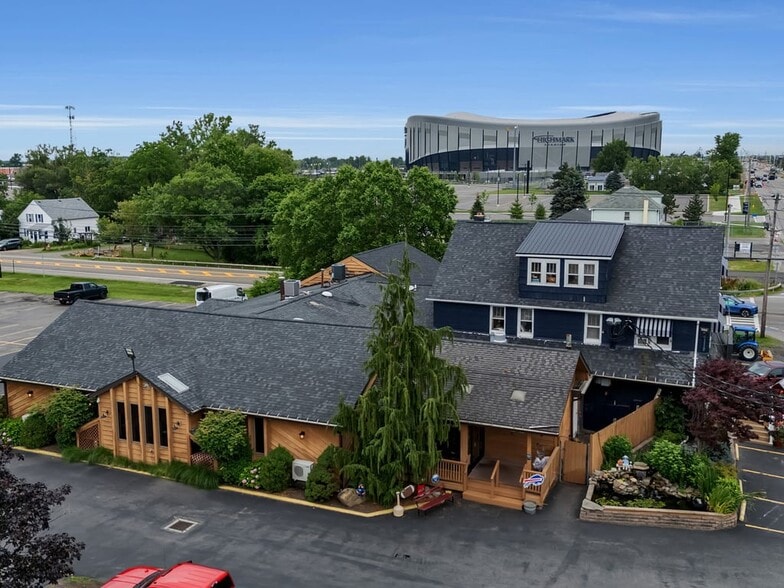 4300 Abbott Rd, Orchard Park, NY for sale - Primary Photo - Image 1 of 42