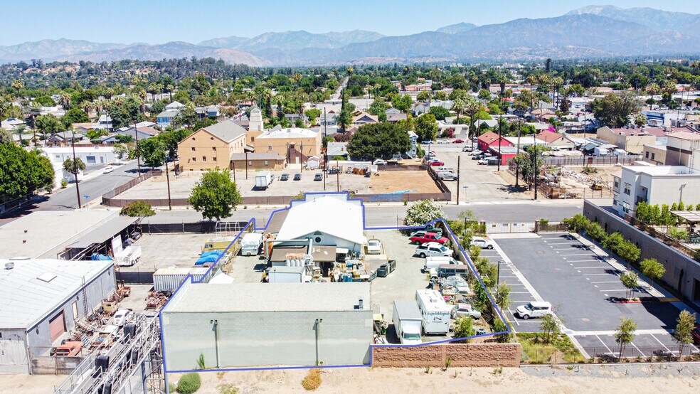 450 W Commercial St, Pomona, CA à vendre - Photo du bâtiment - Image 3 de 5