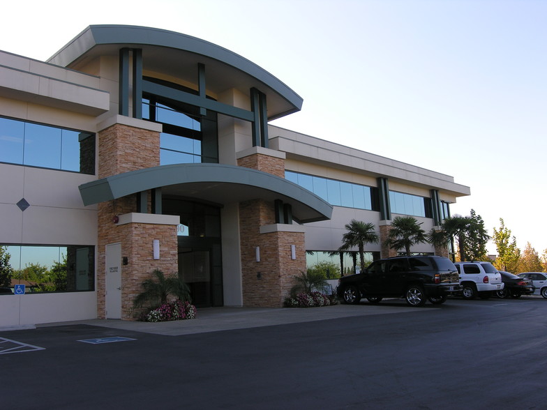 300 Harding Blvd, Roseville, CA for lease - Building Photo - Image 2 of 8