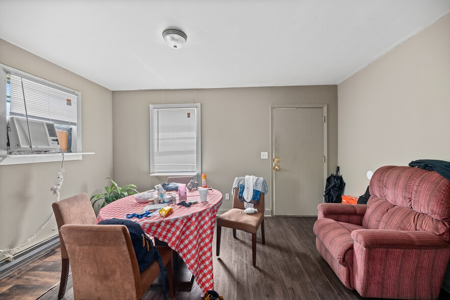 3211 Spruill Ave, North Charleston, SC for sale - Building Photo - Image 3 of 20