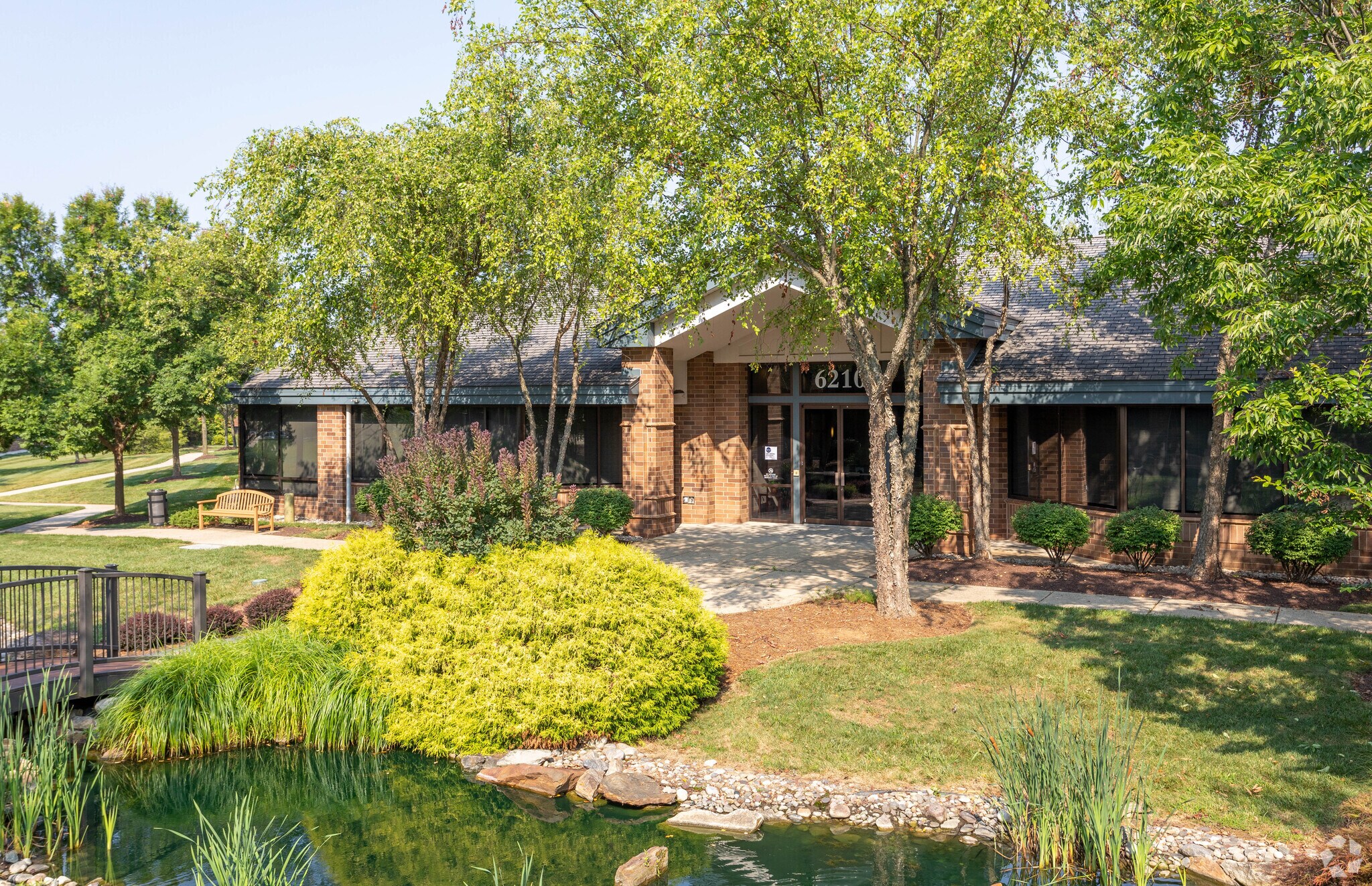 6200 Old Dobbin Ln, Columbia, MD for lease Primary Photo- Image 1 of 38