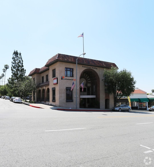 2472-2476 Lake Ave, Altadena, CA for lease - Building Photo - Image 2 of 36