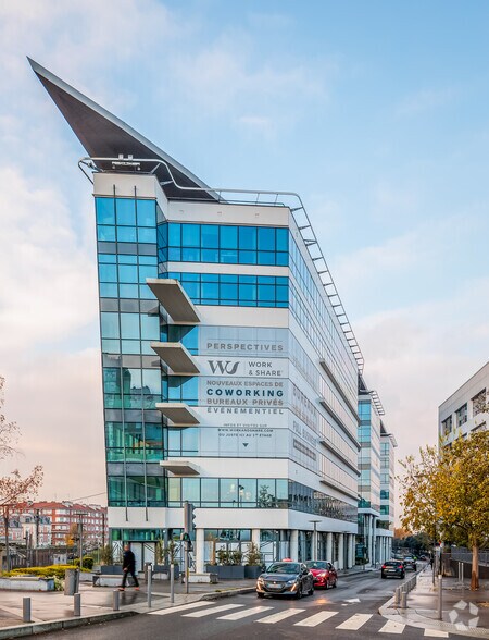 1-5 Rue Du Débarcadère, Colombes à louer - Photo du bâtiment - Image 3 de 6