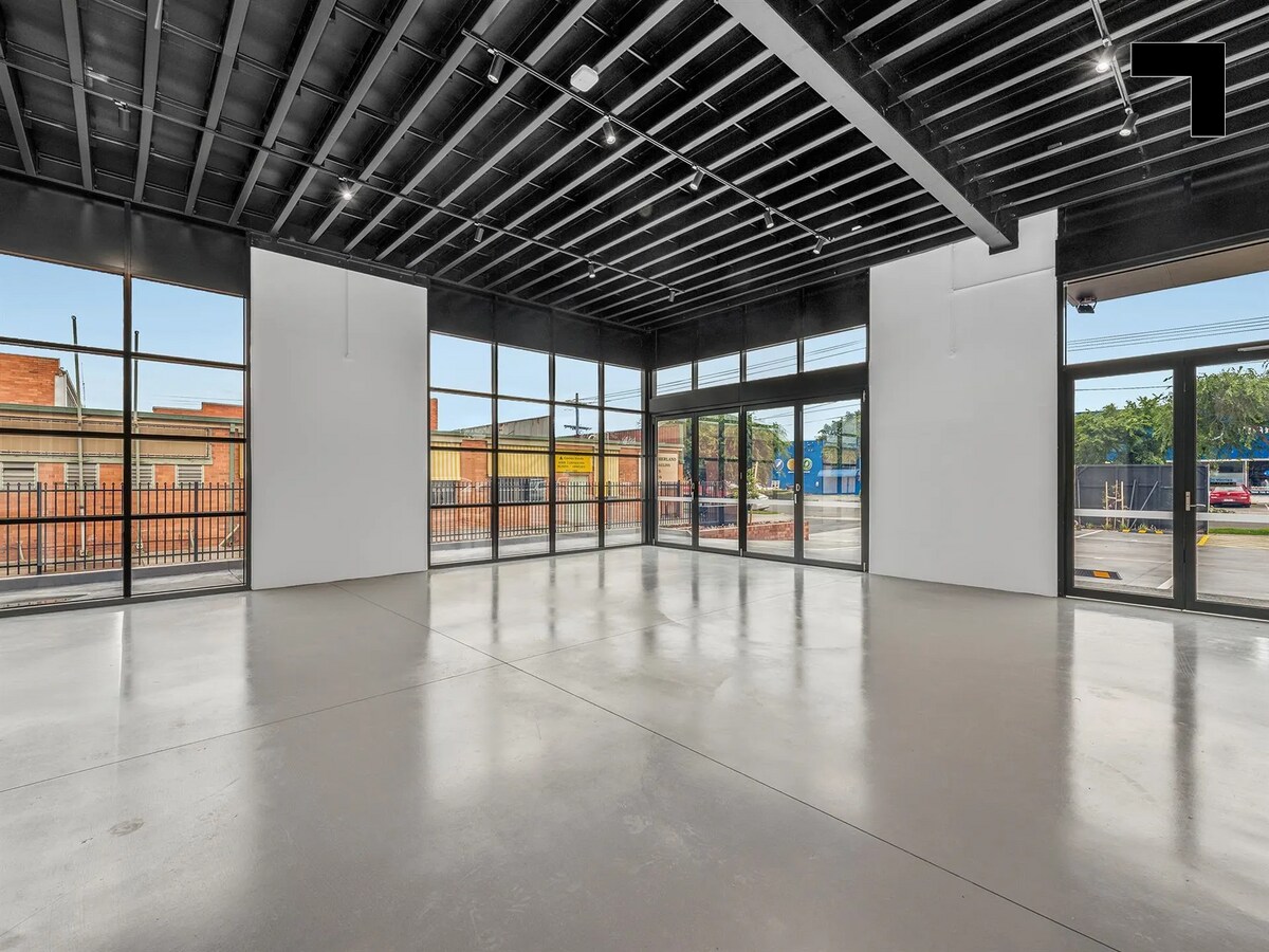 250 Wickham Rd, Moorabbin, VIC 3189 - Unité 2 - - Photo intérieure - Image 1 of 5