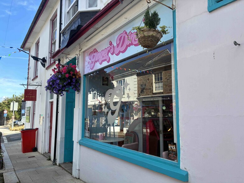 4 Bond St, Redruth à louer - Photo du bâtiment - Image 1 de 1