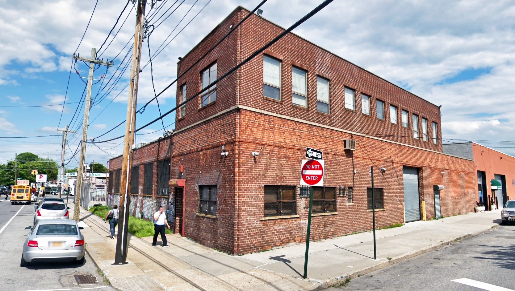8902 Foster Ave, Brooklyn, NY à louer Photo principale- Image 1 de 12