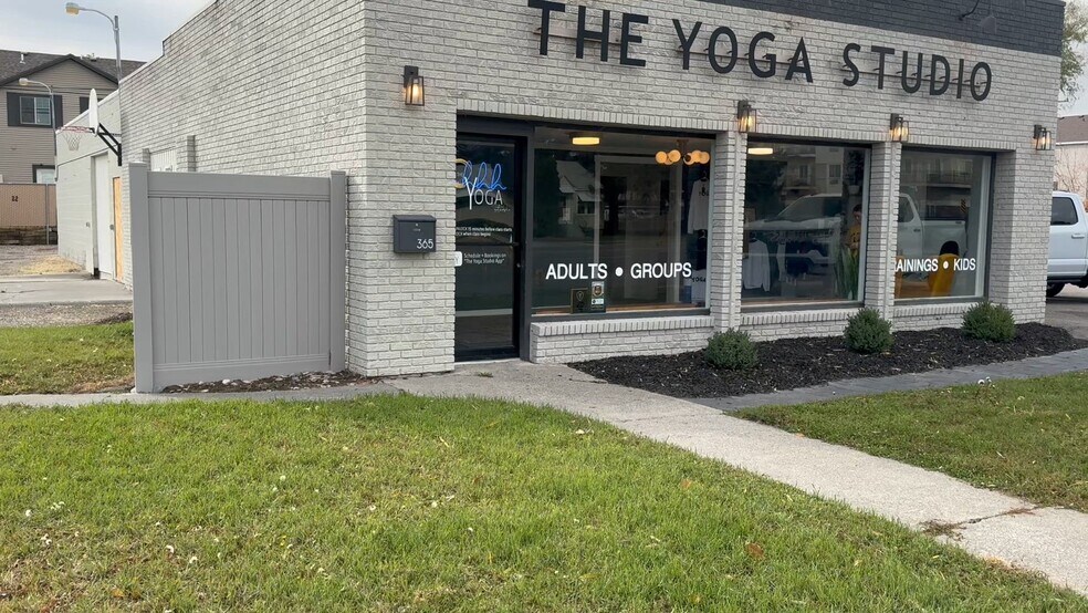 365 W Main St, Rexburg, ID à louer - Vidéo sur l’inscription commerciale - Image 2 de 12