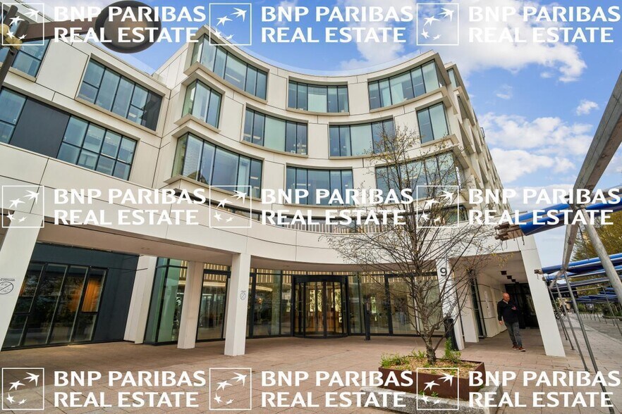 35 Rue Baudin, Levallois-Perret à louer - Photo du bâtiment - Image 2 de 12