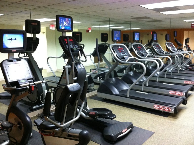 30 W Gude Dr, Rockville, MD à vendre - Photo intérieure - Image 3 de 11