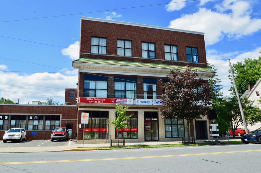 912 Main St, Stroudsburg, PA à vendre - Photo du bâtiment - Image 1 de 1