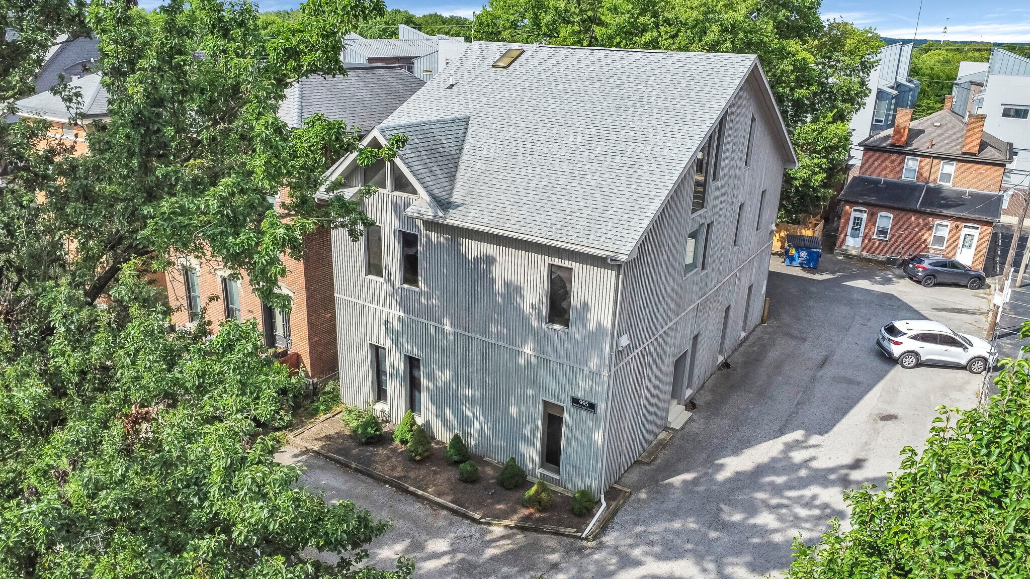 995 S High St, Columbus, OH for lease Primary Photo- Image 1 of 14