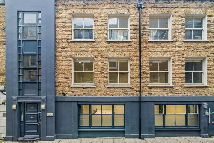 14 Stanhope Mews W, Londres à louer - Photo du bâtiment - Image 1 de 15